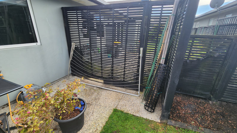 Raised planter with built-in seating
